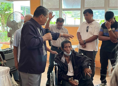 Syöpää sairastava mies