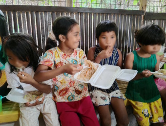 Nathan suojeluarmeijan vartiojoukoilla kanssa